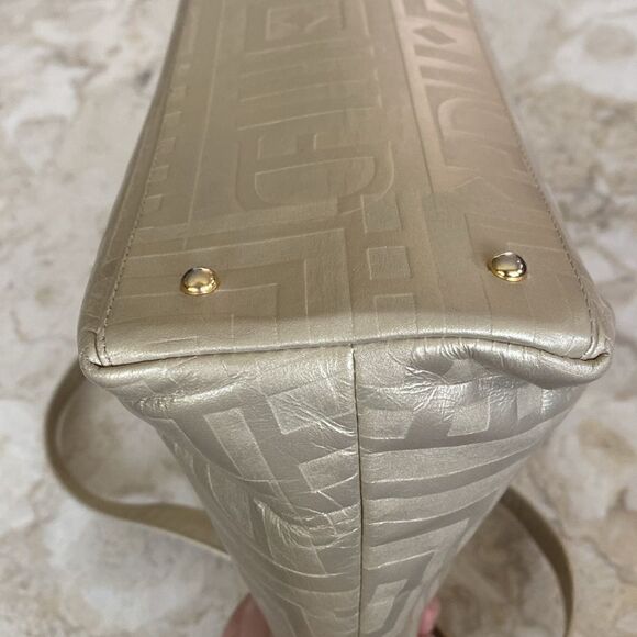 Vintage 80’s Due Fratelli Embossed Monogrammed Leather Chain Strap Shoulder Bag - Picture 8 of 12